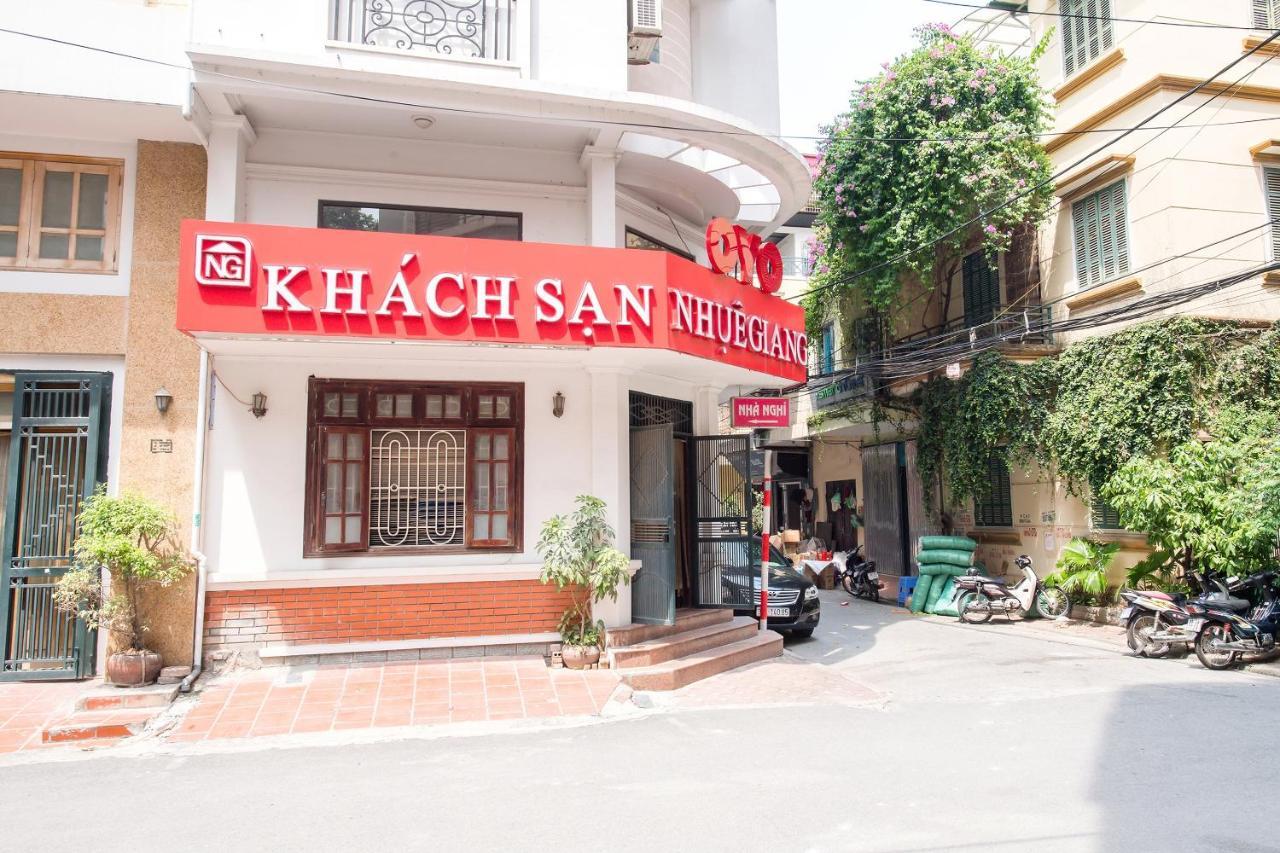 Oyo 333 Nhue Giang Hotel - Hanoi — Photos 1